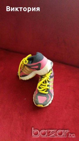 Детски маратонки Adidas, снимка 2 - Детски маратонки - 21261565