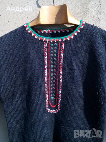 Стар етно пуловер, снимка 2 - Антикварни и старинни предмети - 22949700