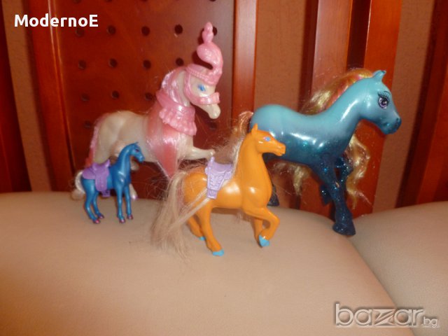 Конче - пони на Барби, снимка 3 - Кукли - 17259827