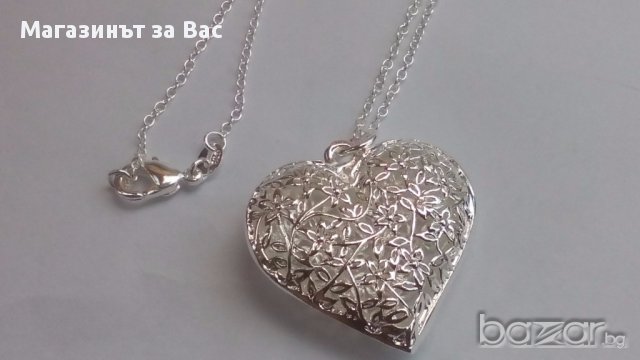 Колие с пленително сърце, снимка 2 - Обеци - 17514393