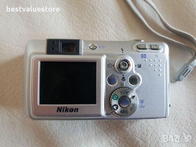 Цифров Фотоапарат Nikon Coolpix 3700 3x Zoom 3.2MP Nikkor Лещи, снимка 4 - Фотоапарати - 23860045