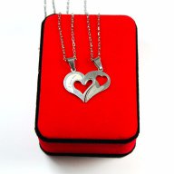 Медальон "Сърце романтика", снимка 1 - Колиета, медальони, синджири - 16911585