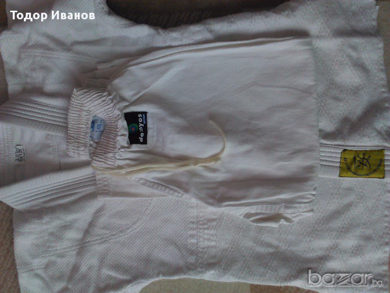 ПРОДАВАМ кимоно за бойни изкуства с оризова нишка - ръст 120 см., снимка 1