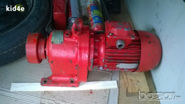 Мотор-редуктор (осов, цилиндричен). Производство СССР