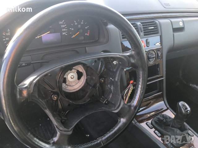 Е класа 2000г. 11 месец Фейслифт 2.2cdi дизел, снимка 7 - Автомобили и джипове - 21907762