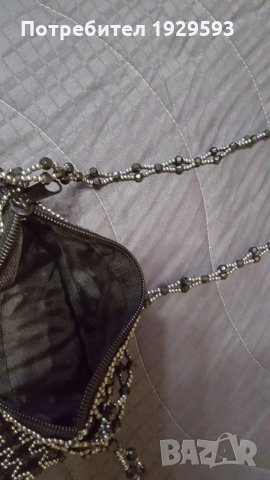 Ефектна чантичка с дълга дръжка, снимка 2 - Чанти - 24885770