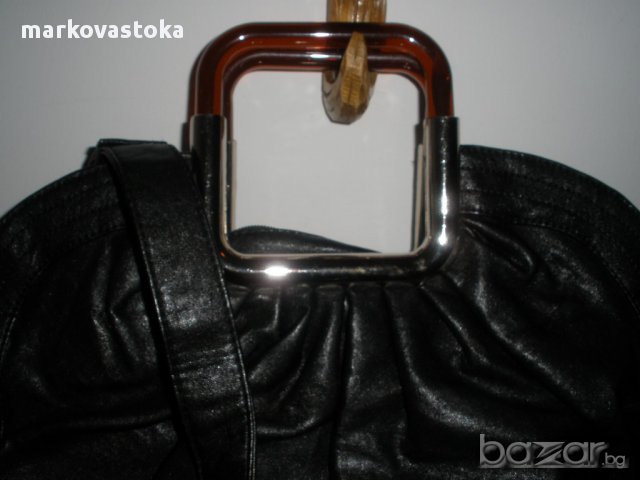 чанта  за  дамите  размер 39/28 см, снимка 2 - Чанти - 8343100