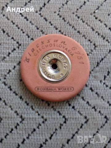 Стара гума,гумичка за триене Bohemia works