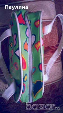 Чанта на сърчица, снимка 2 - Чанти - 9995674