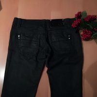 Дамски черни панталони, снимка 4 - Панталони - 19735178