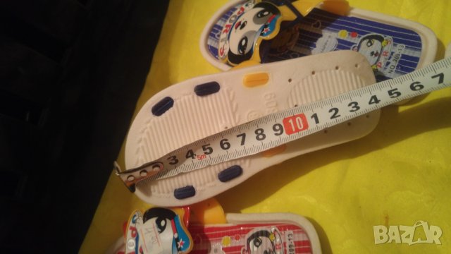 Детски чехли, снимка 2 - Детски джапанки - 25468809