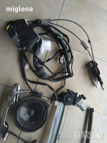 Части за HONDA HRV /и citroen ds3,кактус /фиат 500л/пежо208,3008, снимка 4 - Части - 24417140