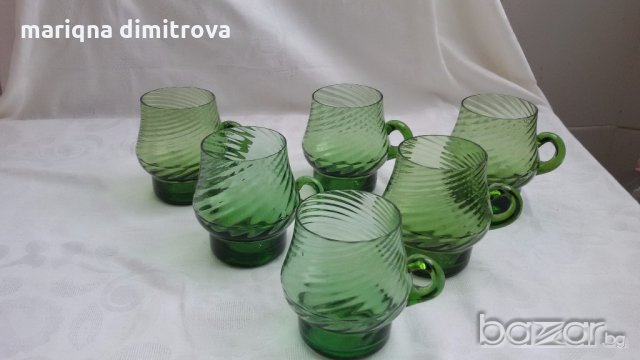 чаши зелено стъкло , снимка 3 - Антикварни и старинни предмети - 18575102
