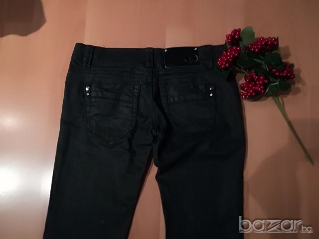 Дамски черни панталони, снимка 4 - Панталони - 19735178