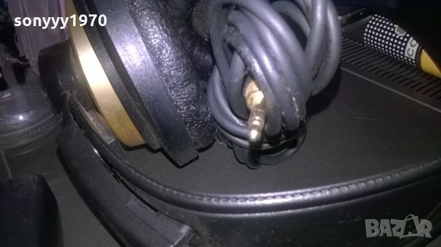 поръчано-akg monitor-в злато-внос швеицария, снимка 9 - Слушалки и портативни колонки - 22108433