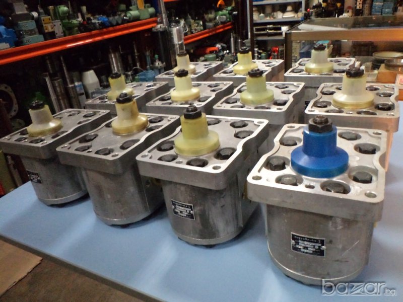 помпа хидравлична A140x,C140x, снимка 1