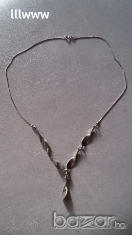 Сребърно колие