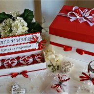 Комплект за кръщене в червено и бяло с кръстче, снимка 3 - Подаръци за кръщене - 16542532