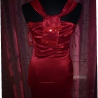 Червена сатенена рокля , снимка 4 - Рокли - 19137000
