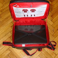 Милан Оригинална Чанта Адидас Лаптоп Багаж Milan Adidas Football Bag Laptop, снимка 5 - Спортна екипировка - 12185186