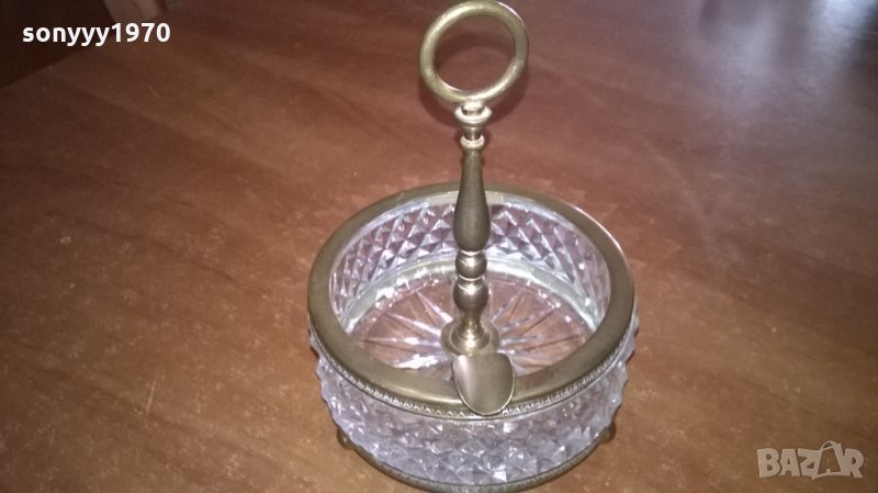 АНТИКА кристал и месинг-ретро пепелник за колекция-14х10см--внос франция, снимка 1