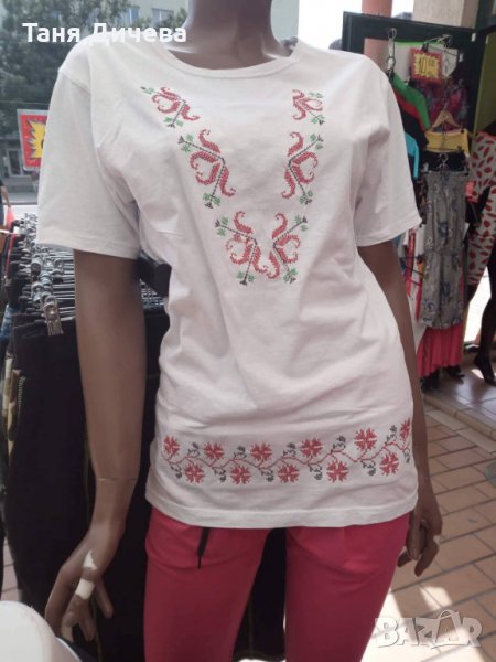 Дамска блуза с везана шевица, снимка 1