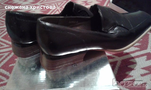 НОВИ спортни обувки, снимка 6 - Дамски ежедневни обувки - 18215187