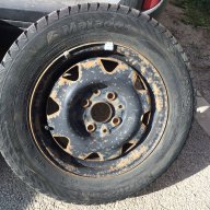 Зимни гуми с джанти за Ауди 80, снимка 2 - Гуми и джанти - 14248414