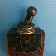 бакелитен ключ, снимка 3 - Антикварни и старинни предмети - 18101125