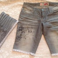 Дънкови панталонки в комплект с чантичка-клъч, снимка 2 - Къси панталони и бермуди - 22064830