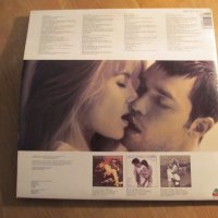  Пакет 2 Грамофонни плочи - That loving feeling  - 30 песни за любов -  изд. 91те год !, снимка 5 - Грамофонни плочи - 19795471