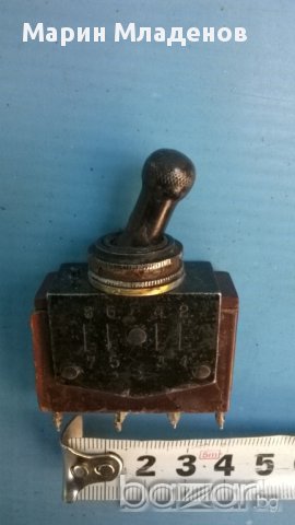 бакелитен ключ, снимка 3 - Антикварни и старинни предмети - 18101125