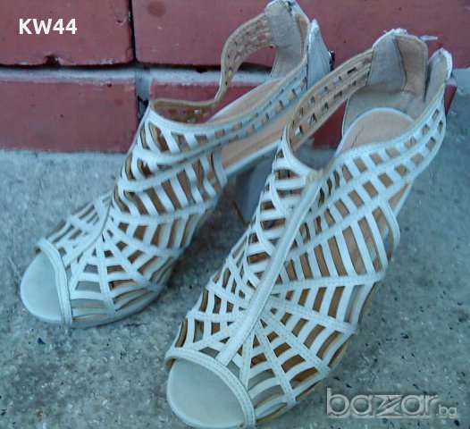 Сиви обувки, снимка 2 - Дамски обувки на ток - 18557078