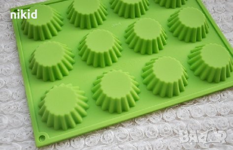12 бр кошнички тарталети силиконов молд форма за мъфини кексчета сладки