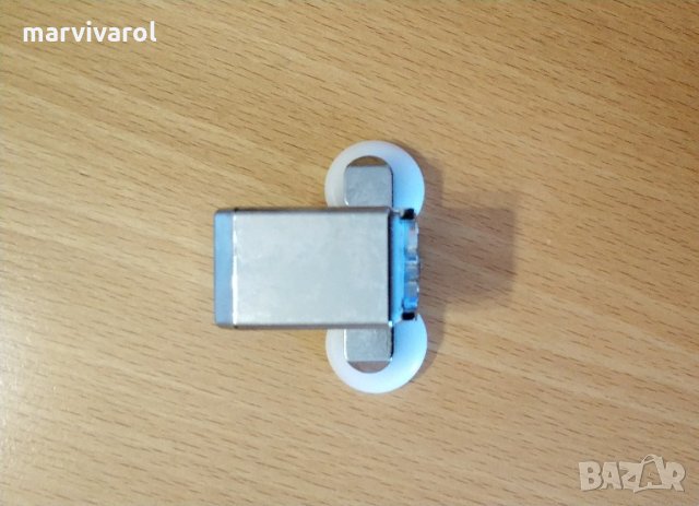 Долни ролки за душ кабина, снимка 3 - Душ кабини и вани - 21824711