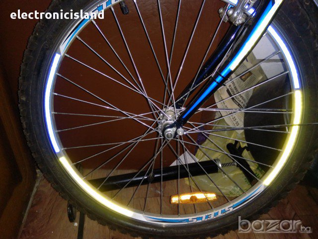 8 броя модни челни светлоотразителни лепенки стикери за колело, мотор, снимка 3 - Части за велосипеди - 13547803