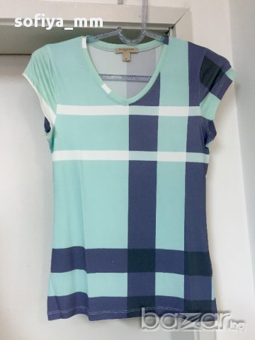 Дамска тениска Burberry три разцветки, снимка 3 - Тениски - 14123676