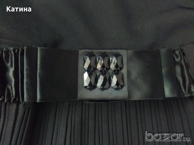 Страхотна черна официална рокличка, снимка 3 - Детски рокли и поли - 17824070