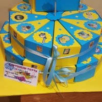Картонена торта с Миньоните + украса за рожден ден с Миньони, снимка 2 - Декорация - 18994951