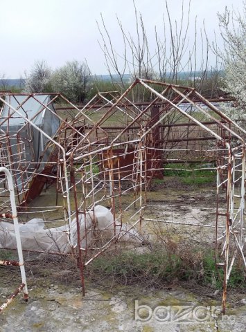 Продавам клетки за отглеждане на животни