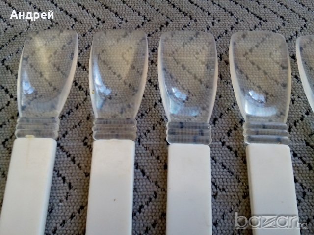 Пластмасова лъжица,лъжици, снимка 2 - Антикварни и старинни предмети - 20483080