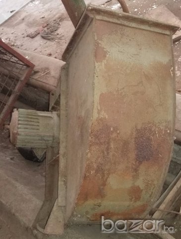 Продавам аспиратор , снимка 2 - Други машини и части - 17799593