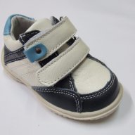 Спортни обувки естествена кожа Чипо бяло/синьо, снимка 1 - Детски маратонки - 17523423