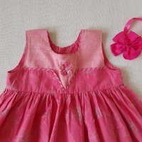 Детска рокля и лента за глава 5-6 години , снимка 2 - Детски рокли и поли - 21274394