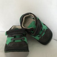 Clarks бебешки обувки номер 19 ( 3.5 F )   и  20.5 (4.5 F ), снимка 2 - Бебешки обувки - 25128602