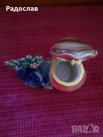 стара кутийка от порцелан, снимка 5 - Декорация за дома - 22628063