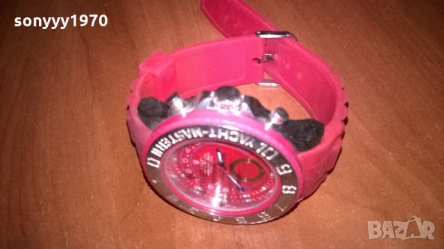 нов часовник-гумена червена каишка, снимка 2 - Други - 21835038