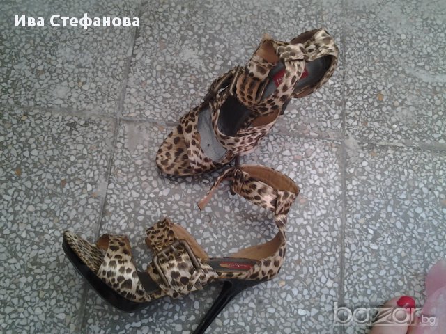 леопардови сандали номер 39 с висок ток, снимка 13 - Сандали - 7341668