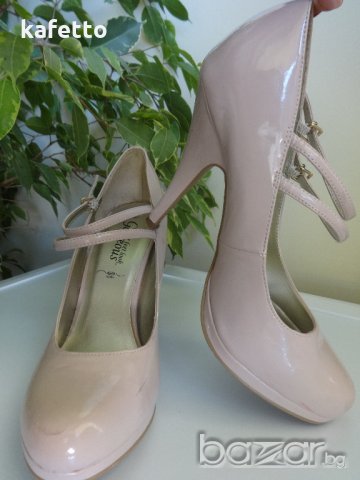 Красиви обувки на висок ток, снимка 3 - Дамски обувки на ток - 18336475