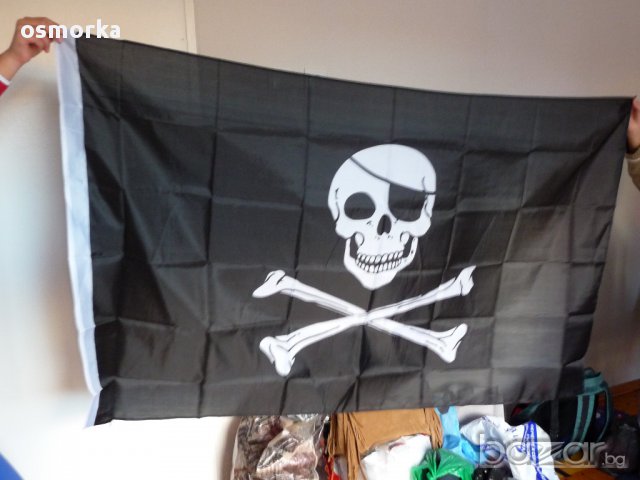 Пиратско знаме флаг пират кораб корсар череп кости абордаж, снимка 2 - Други ценни предмети - 16434628